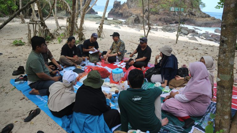 FEBI GELAR PEMBUBARAN PANITIA ASESMEN LAPANGAN DI TELUK HIJAU